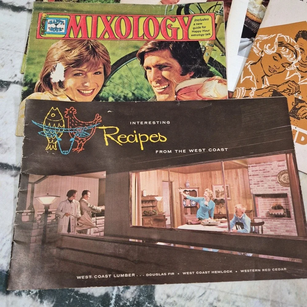 Vintage Lot of 10 Cookbooks Booklets Pamphlets‎ Recipes 50s 60s 70s MCM